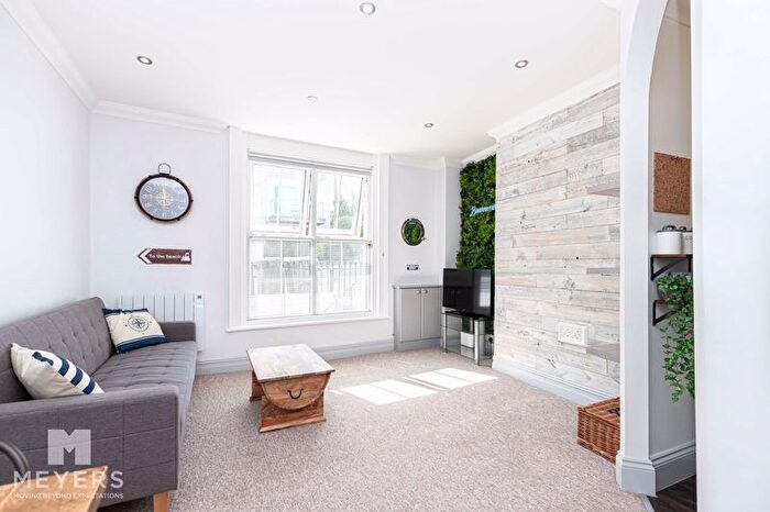 1 Bedroom Flat To Rent In Upper Terrace Road, Bournemouth, BH2