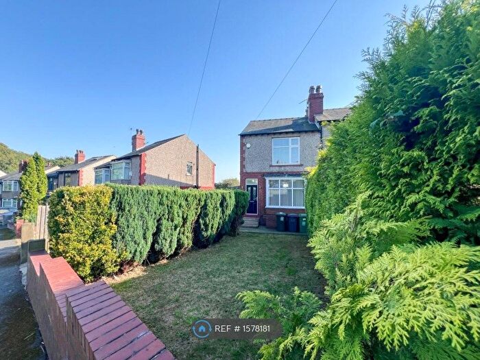 3 Bedroom Semi-Detached House To Rent In Heatherfield Crescent, Huddersfield, HD1