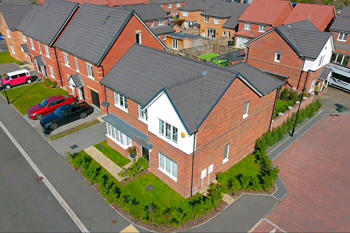 4 Bedroom Detached House For Sale In New Hills Road, Doncaster, DN2