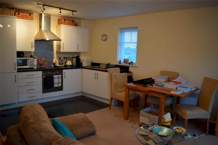 1 Bedroom Flat To Rent In Marriotts Walk, Witney, Oxfordshire OX28