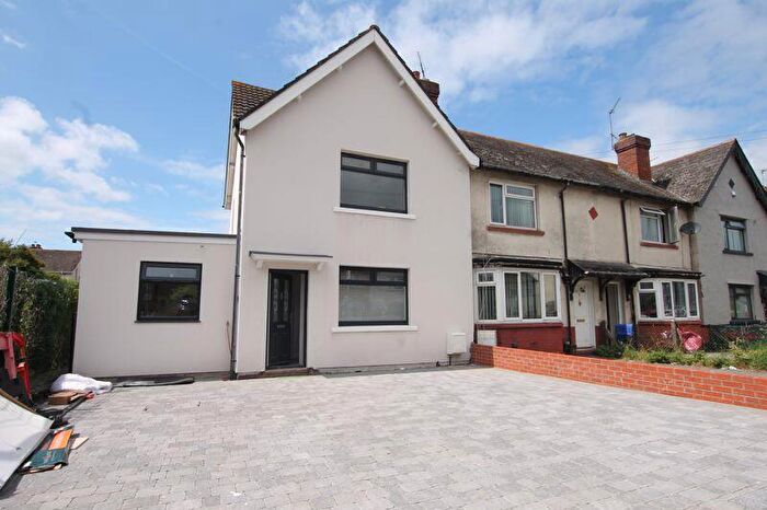 4 Bedroom End Of Terrace House To Rent In Mercia Road, Cardiff, CF24