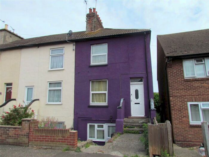 2 Bedroom Maisonette To Rent In Albert Street, Harwich, Essex, CO12
