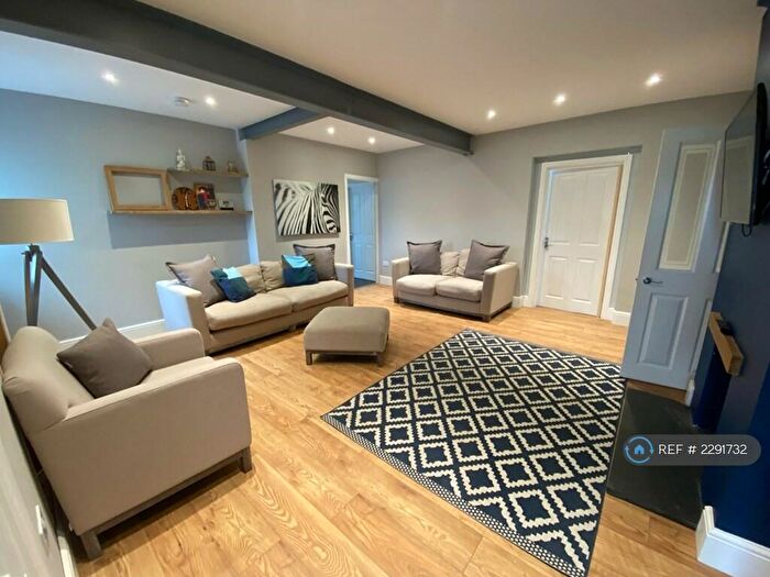 7 Bedroom Detached House To Rent In Lannett Road, Gloucester, GL1