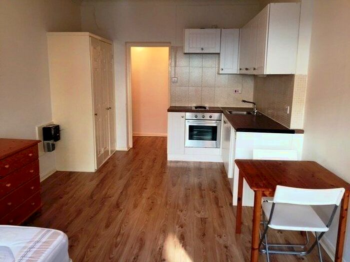 Studio To Rent In Princes Avenue, Muswell Hill, N10