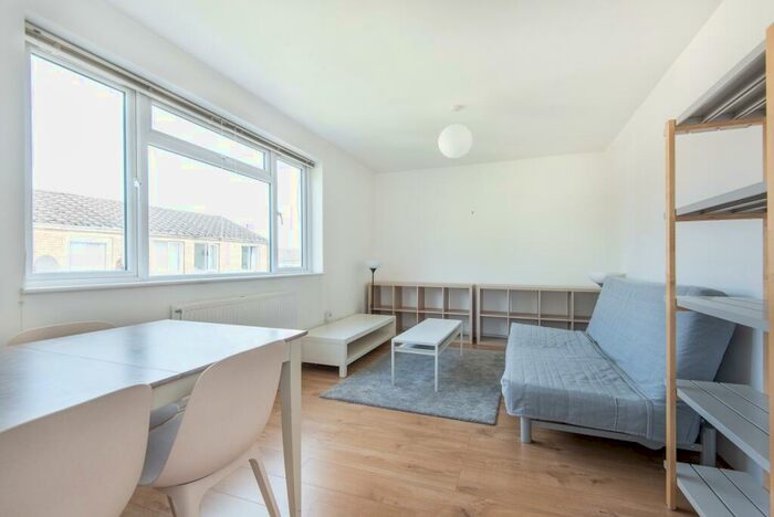 1 Bedroom Apartment To Rent In Little Dimocks London, SW12
