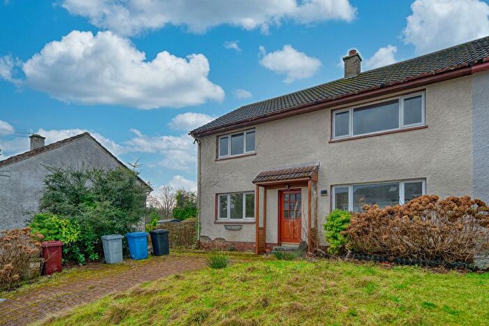 3 Bedroom Semi Detached House For Sale In Dale Avenue, East Kilbride, G75