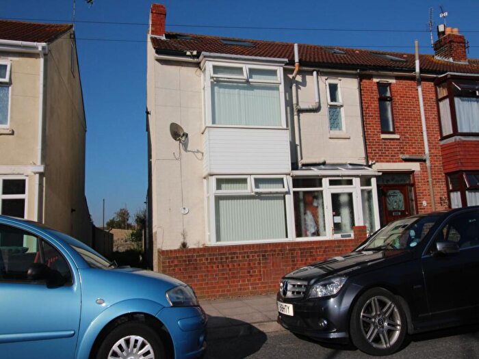 3 Bedroom Semi-Detached House To Rent In Stride Avenue, Portsmouth, PO3