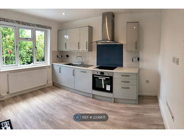 2 Bedroom Flat To Rent In Morland Road, Harrow, HA3