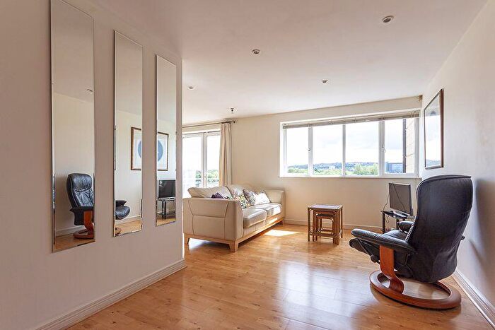 2 Bedroom Apartment To Rent In High Quay, Newcastle Upon Tyne, NE1