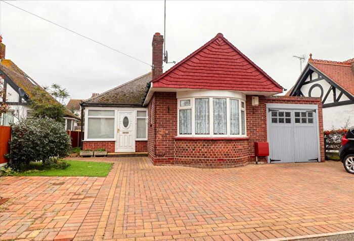2 Bedroom Bungalow For Sale In Chapman Road, Clacton On Sea, CO15