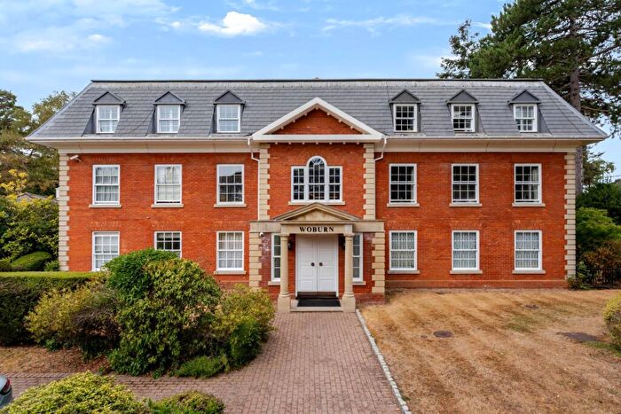 3 Bedroom Apartment For Sale In Cross Road, Sunningdale, Berkshire, SL5