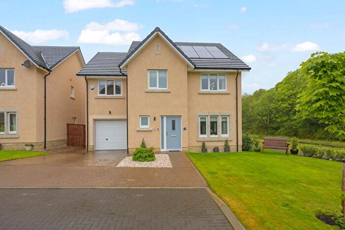4 Bedroom Detached House For Sale In Beaton Drive, Broxburn, EH52