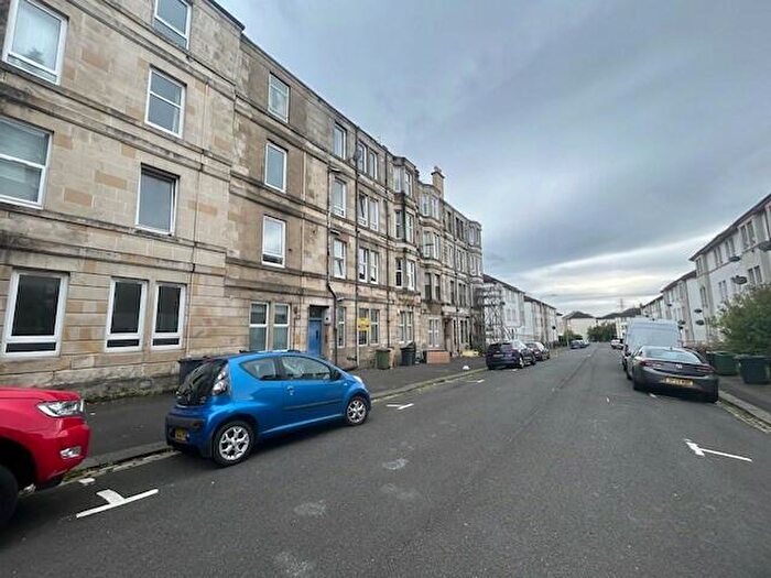 1 Bedroom Flat To Rent In Howard Street, Paisley, PA1