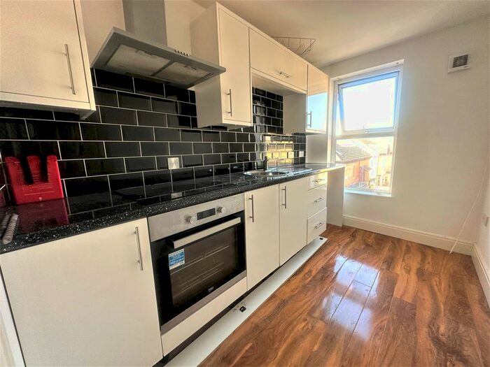 2 Bedroom Flat To Rent In Springfield Road, Blackpool, FY1