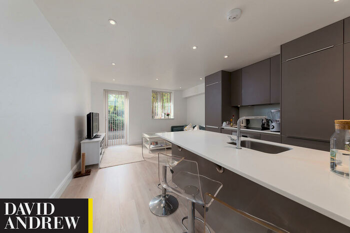 1 Bedroom Flat To Rent In Crouch End Hill, N8