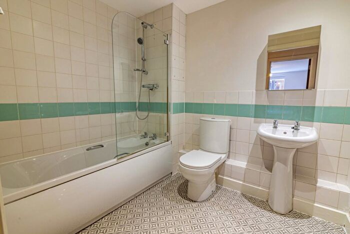 2 Bedroom Apartment To Rent In Nottingham, NG1
