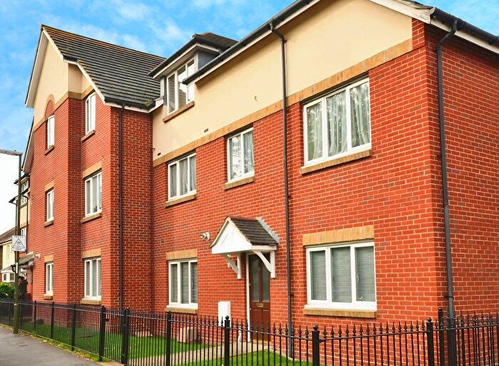 2 Bedroom Block Of Flats For Sale In Westloats Lane, Bognor Regis, PO21