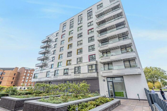2 Bedroom Apartment To Rent In Honister, Alfred Street, Reading, RG1