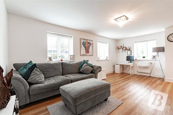 1 Bedroom Apartment For Sale In Liberty Way, Runwell, Wickford, Essex, SS11