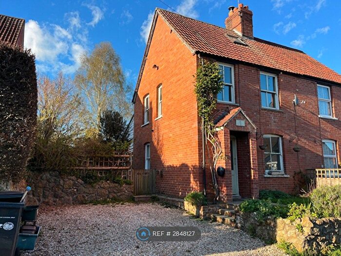 2 Bedroom Semi Detached House To Rent In Robins Lane, Ilminster, TA19