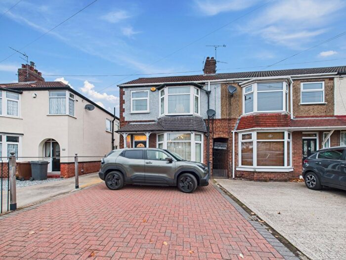 3 Bedroom End Of Terrace House For Sale In James Reckitt Avenue, Hull, East Riding Of Yorkshire, HU8