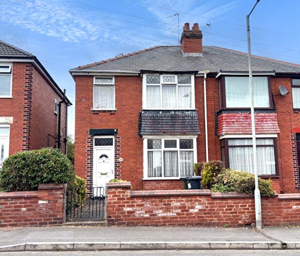 3 Bedroom Semi Detached House For Sale In Chequer Avenue, Doncaster, DN4