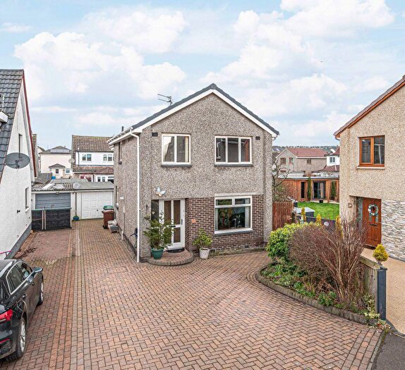 4 Bedroom Detached House For Sale In Garden Place, Cairneyhill, KY12