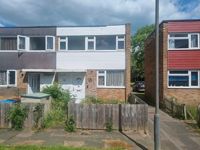 3 Bedroom End Of Terrace House For Sale In Laggan Court, Bletchley, Milton Keynes, MK2