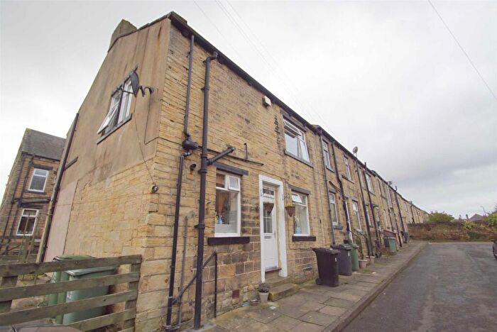 2 Bedroom End Of Terrace House To Rent In Providence Street, Farsley, Pudsey, LS28