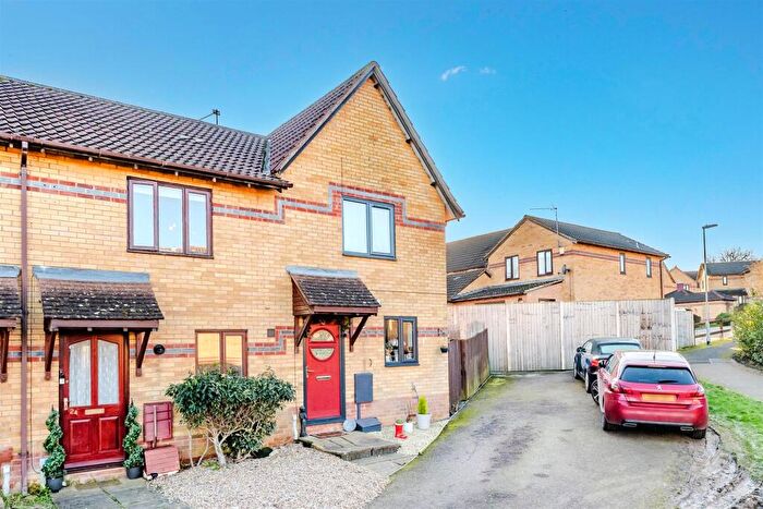 2 Bedroom Semi-Detached House For Sale In - Torville Crescent, Kettering, NN15