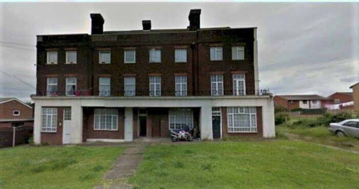 Studio To Rent In Avery Court, Avery Way, Allhallows, Rochester, ME3