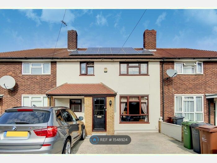 3 Bedroom Terraced House To Rent In Barking, Barking, IG11