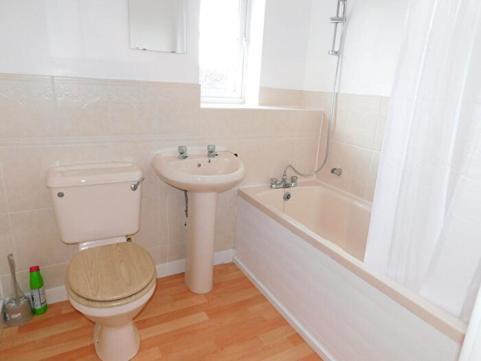 2 Bedroom Apartment To Rent In Hawksey Drive, Stapeley, Nantwich, CW5