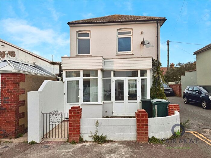 3 Bedroom Detached House To Rent In Myrtle Road, Eastbourne, East Sussex, BN22