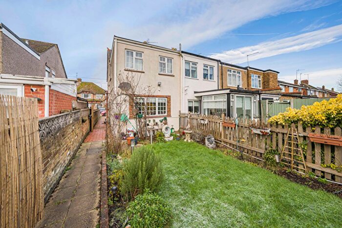 3 Bedroom End Of Terrace House For Sale In Newtown Road, New Denham, Uxbridge, UB9