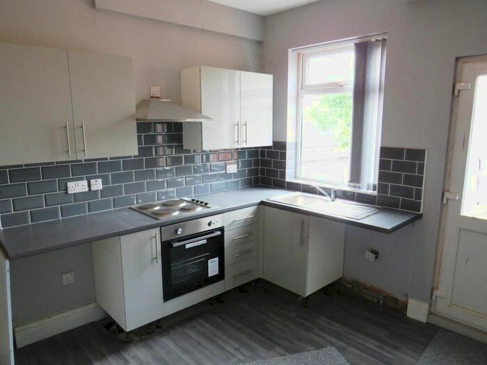 1 Bedroom Flat To Rent In High Street, Lincoln, LN5