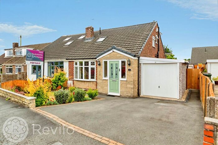 3 Bedroom Semi-Detached Bungalow For Sale In Crossgates Road, Milnrow, OL16