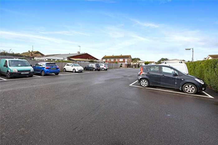 1 Bedroom Park Home For Sale In Broadway Park, Lancing, West Sussex, BN15