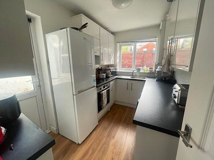 1 Bedroom Terraced House To Rent In Banbury, Oxfordshire, OX16
