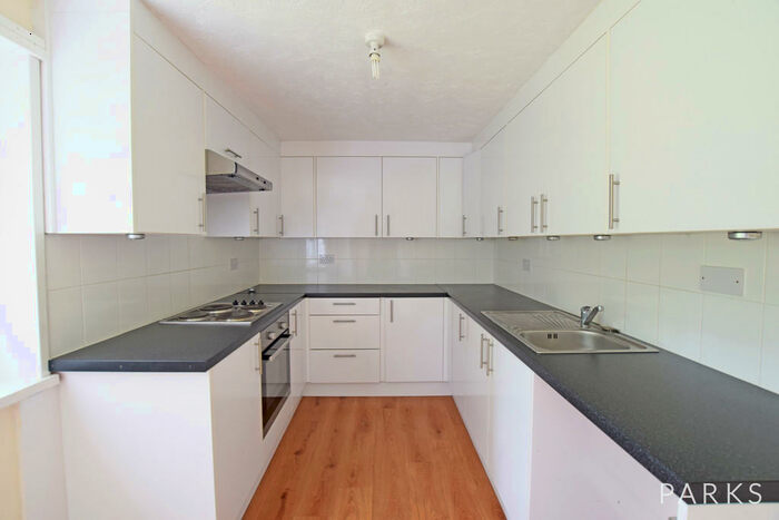 3 Bedroom Apartment To Rent In Fitch Drive, Brighton, BN2