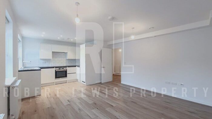 2 Bedroom Flat To Rent In Moxon Street, High Barnet, Barnet, EN5