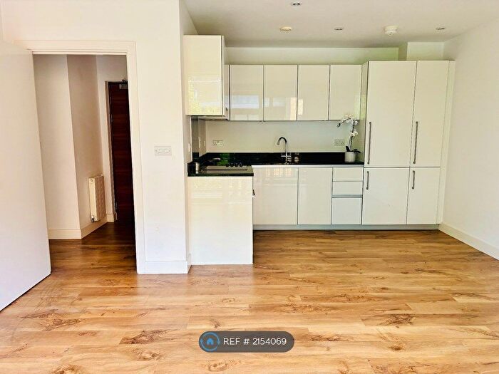 1 Bedroom Flat To Rent In Johnson Court, London, SE9