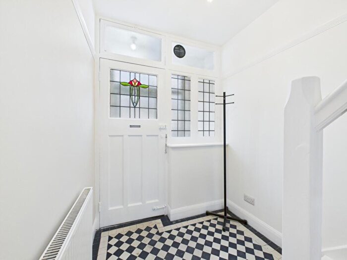 3 Bedroom Terraced House To Rent In Percy Road, Leicester, LE2