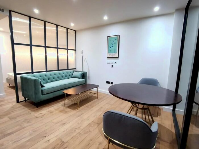 1 Bedroom Flat To Rent In Arrival Square, London, E1W