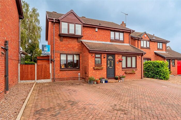 4 Bedroom Detached House For Sale In Holgate Road, Pontefract, West Yorkshire, WF8