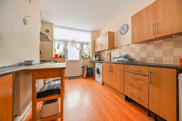 3 Bedroom Terraced House To Rent In Tennyson Road, Portsmouth, PO2