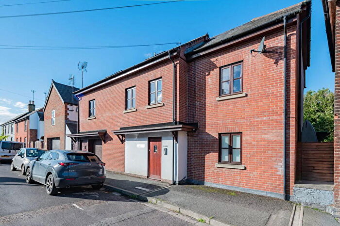 2 Bedroom Apartment For Sale In Cathedral View, Winchester, SO23