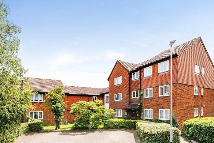 Studio For Sale In Brendon Close, Harlington, UB3