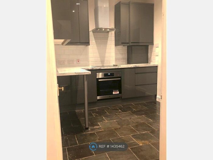 2 Bedroom Terraced House To Rent In Capstone Road, Bromley, BR1