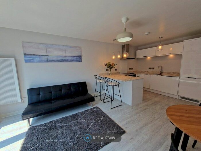 2 Bedroom Flat To Rent In Beauchamp House, Coventry, CV1